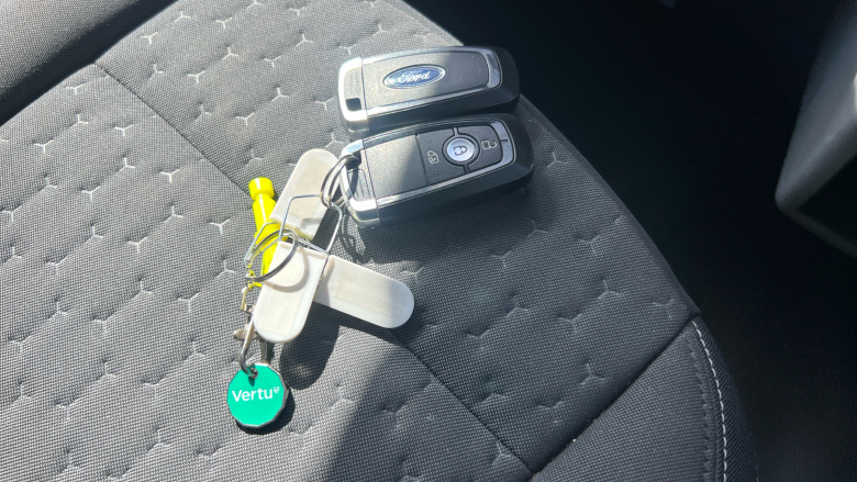 Ford Transit Custom 300 L1 Diesel Fwd 2.0 EcoBlue 136ps H1 Van Limited